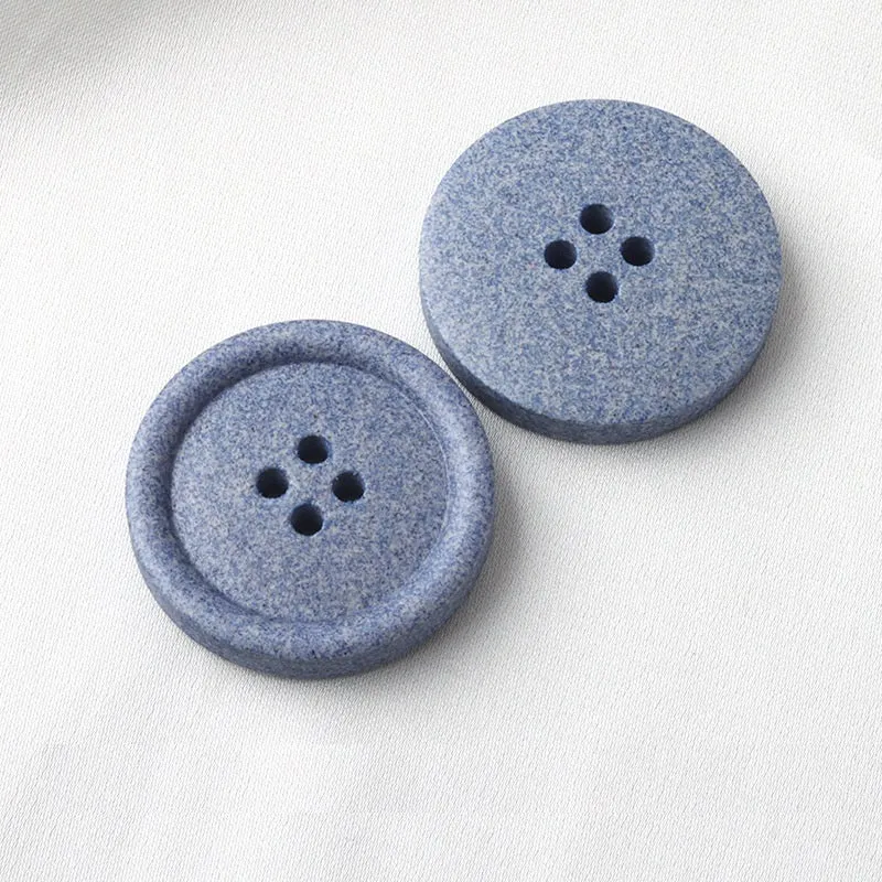 15-25mm Round Beige Blue Frosted Resin Recycled Four-Hole Buttons 30 Pack