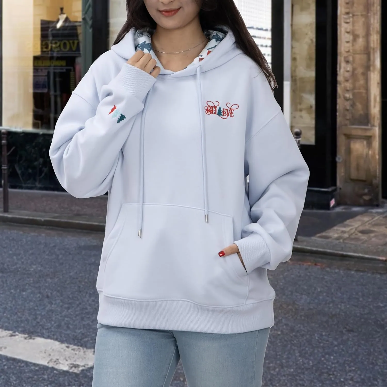 2025 Embroidered Christmas Sweatshirt for Women Long Sleeve Crewneck Pullover Casual Graphic Sweaters Top