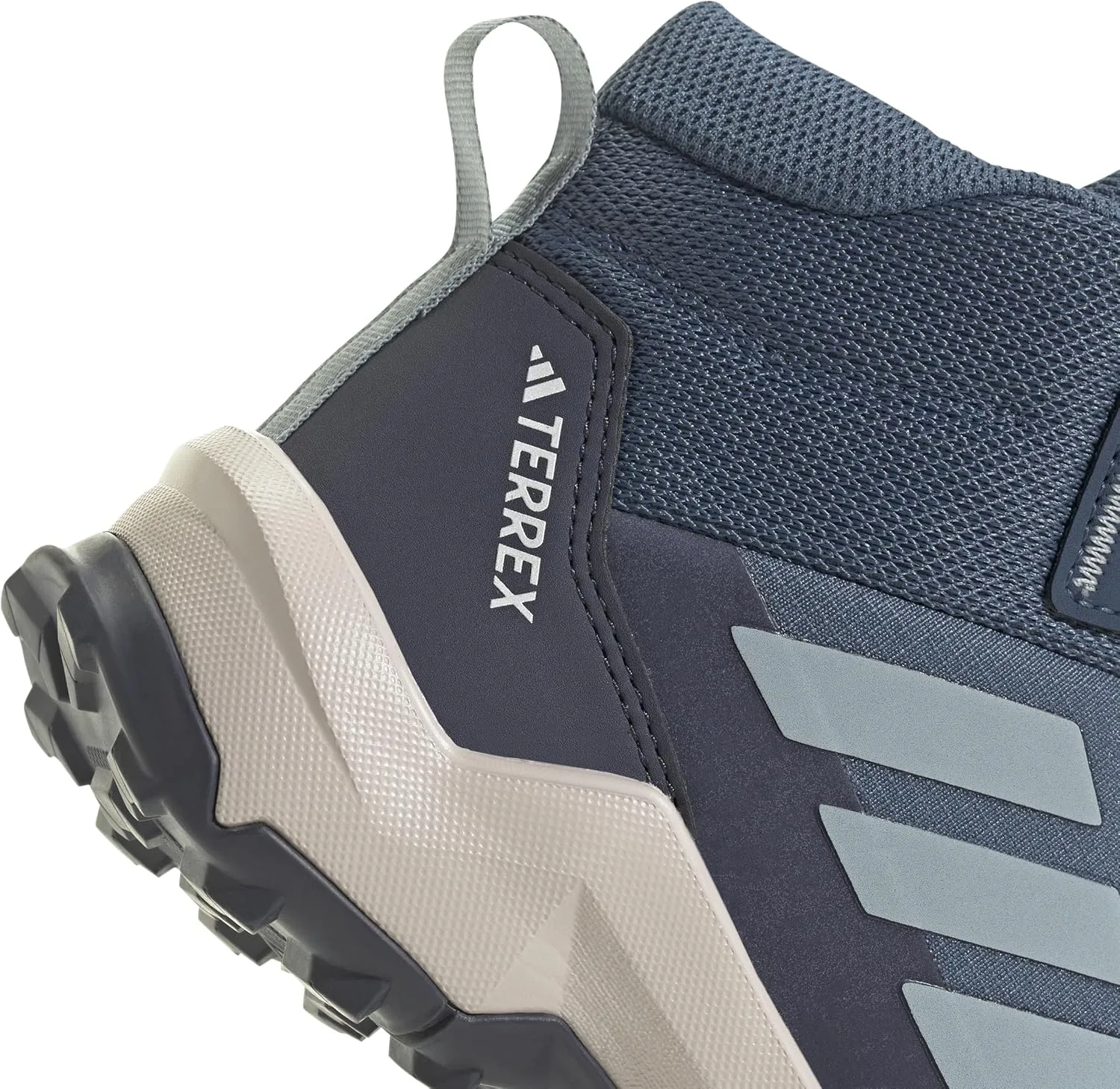 adidas Unisex-Child Terrex Ax4r Mid Top Hiking Sneaker
