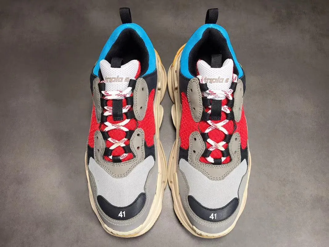 BALENCIAGA TRIPLE S SNEAKER