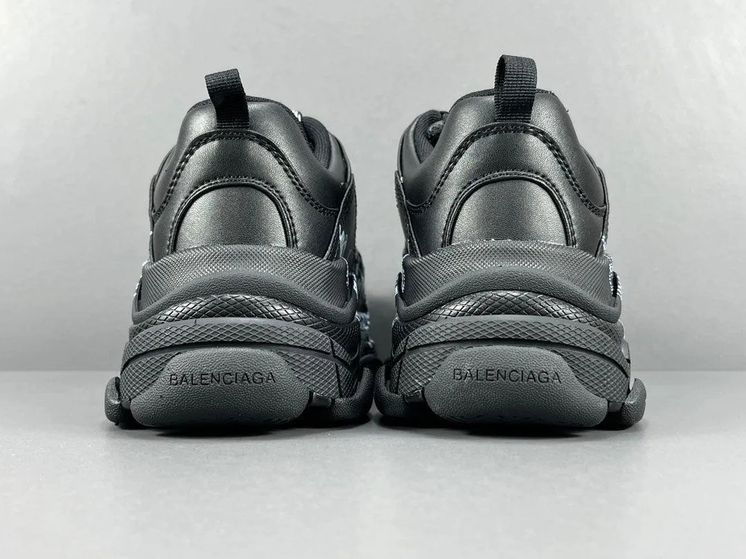 BALENCIAGA TRIPLE S SNEAKER