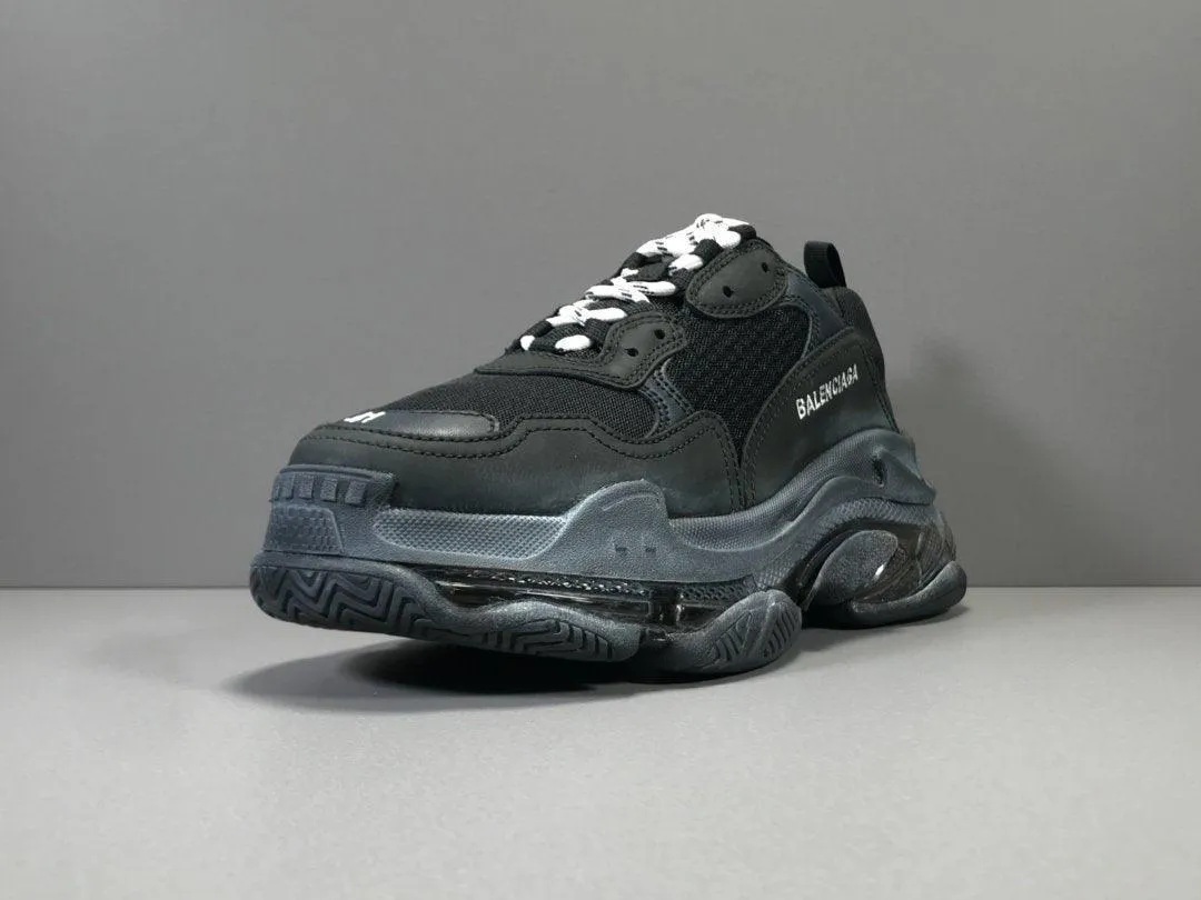 BALENCIAGA TRIPLE S SNEAKER