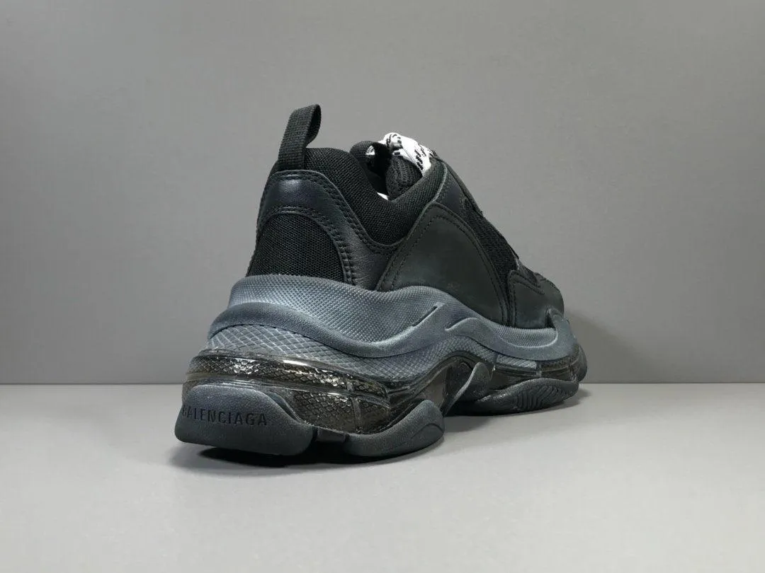 BALENCIAGA TRIPLE S SNEAKER