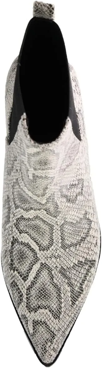 Chinese Laundry Women's Novva Fashion Boot