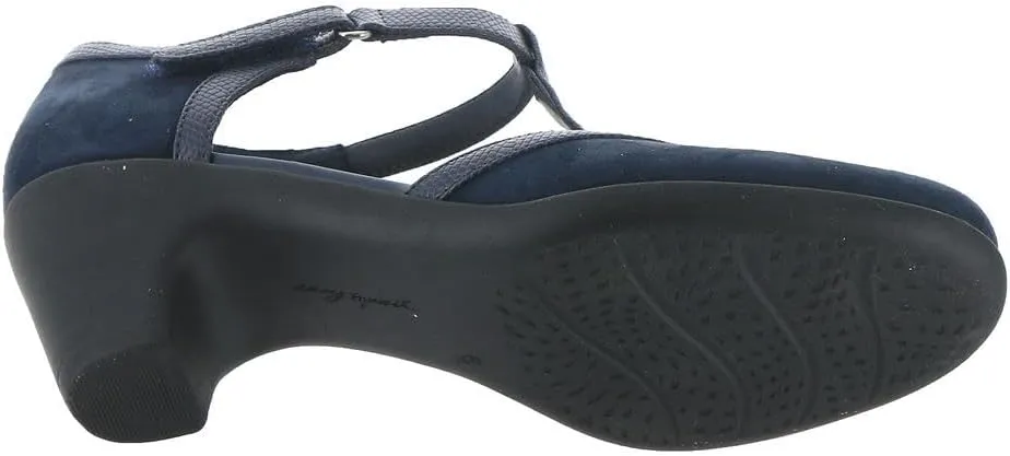 Easy Spirit Women's Cara T-Strap Pump