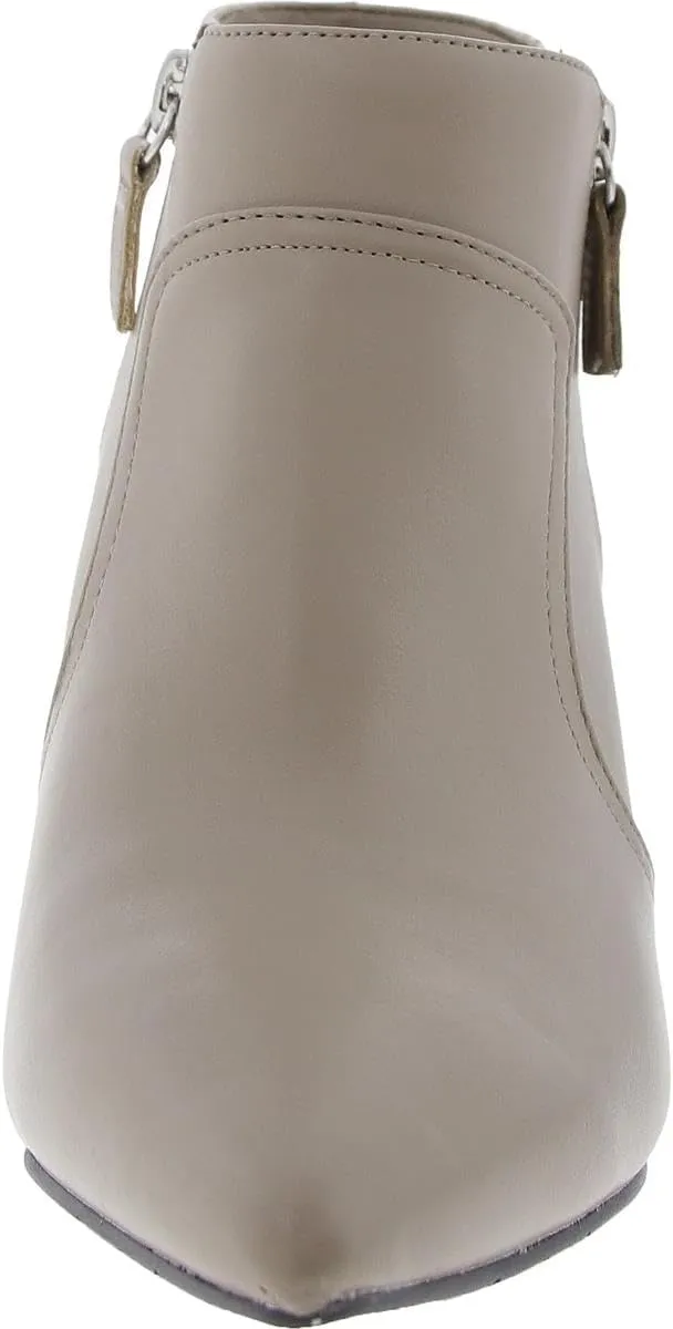Easy Street Women's Annalee Ankle Boot