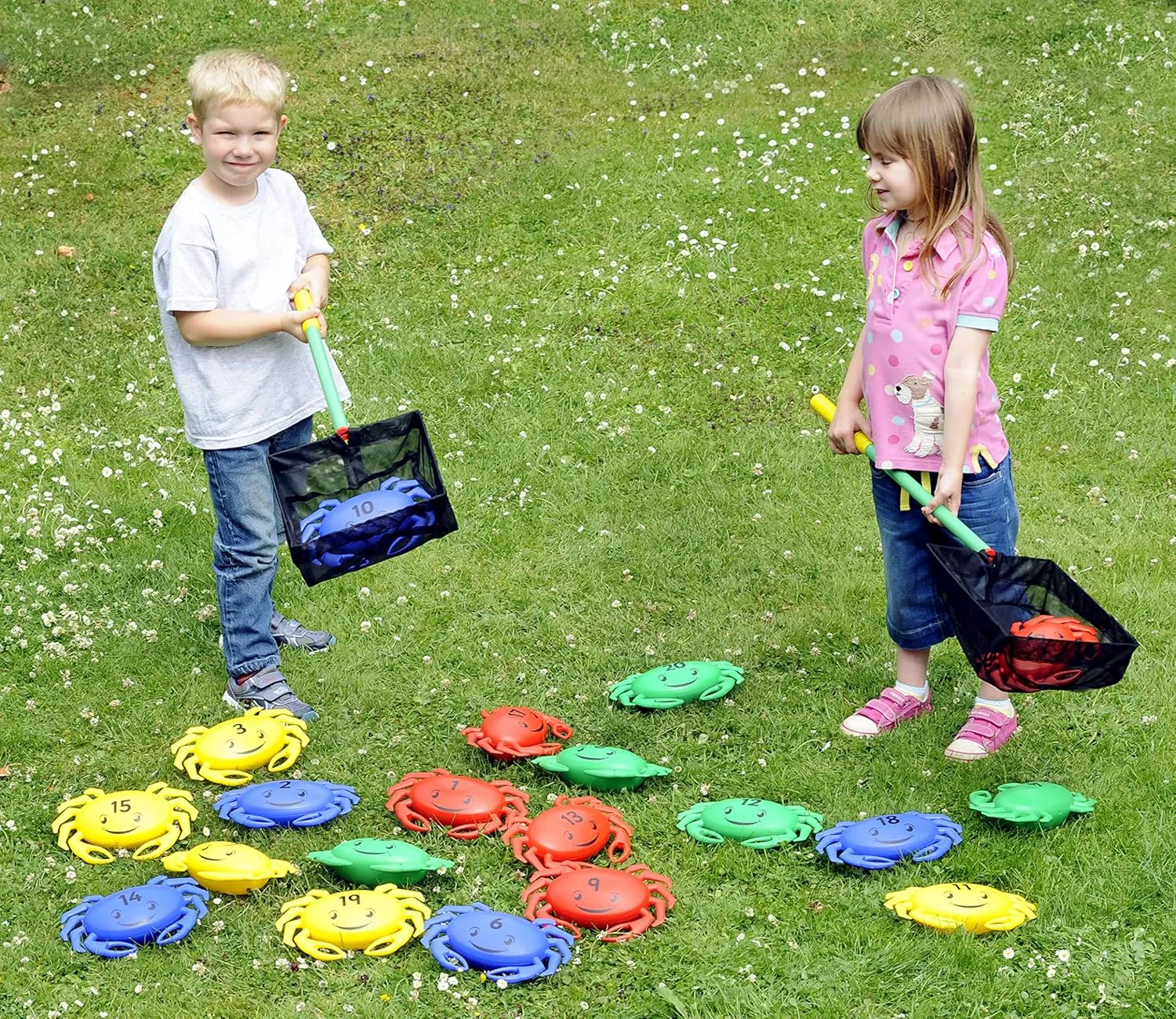 Kids Netting Number Crabs 1-20 in Multicolored - Counting Fun Learning Sorting Toy - 20 Large Pieces and 2 Nets - 2  Years