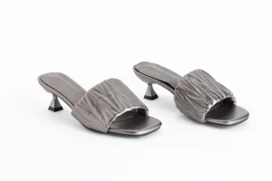 Kitten Heel