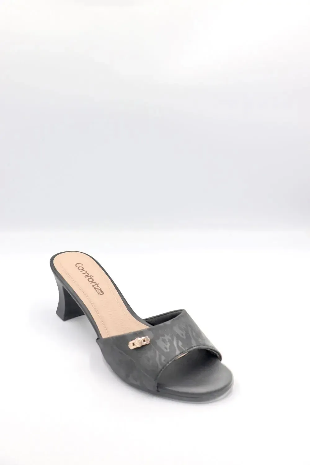 Kitten Heel