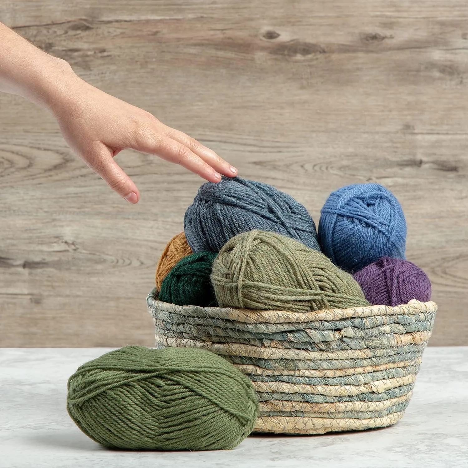 Knit Picks Wool of The Andes Yarn Pack - 10 Skeins of Purple 100% Wool Worsted Weight Yarn (Amethyst Heather)
