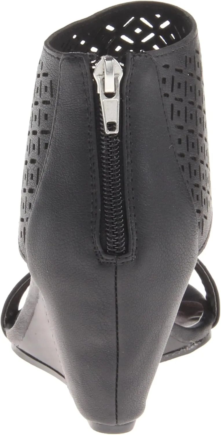 Madden Girl Women's Harrp Wedge Sandal