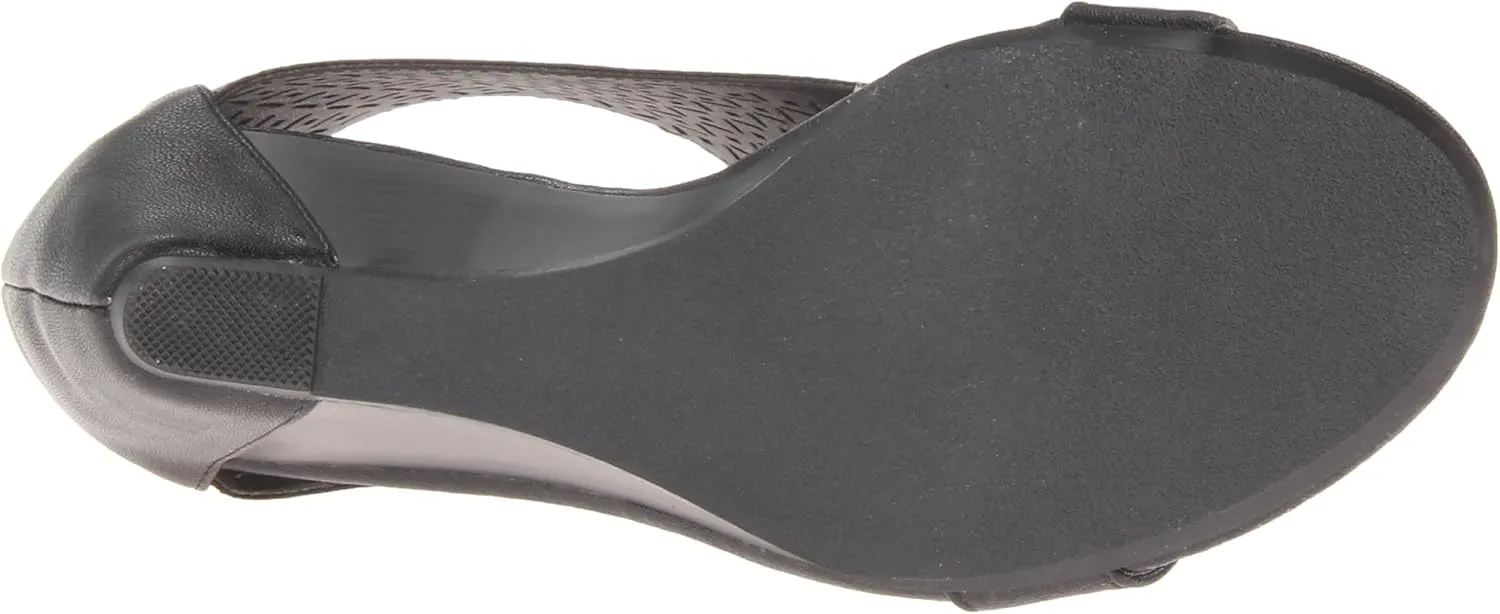 Madden Girl Women's Harrp Wedge Sandal