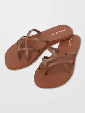NEW SCHOOL SANDAL