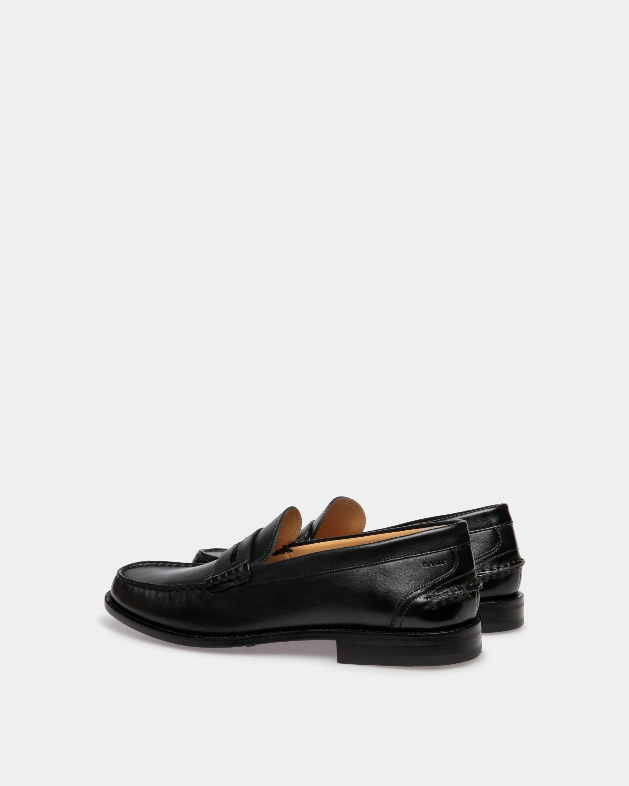 Oregon Loafer in Black Leather