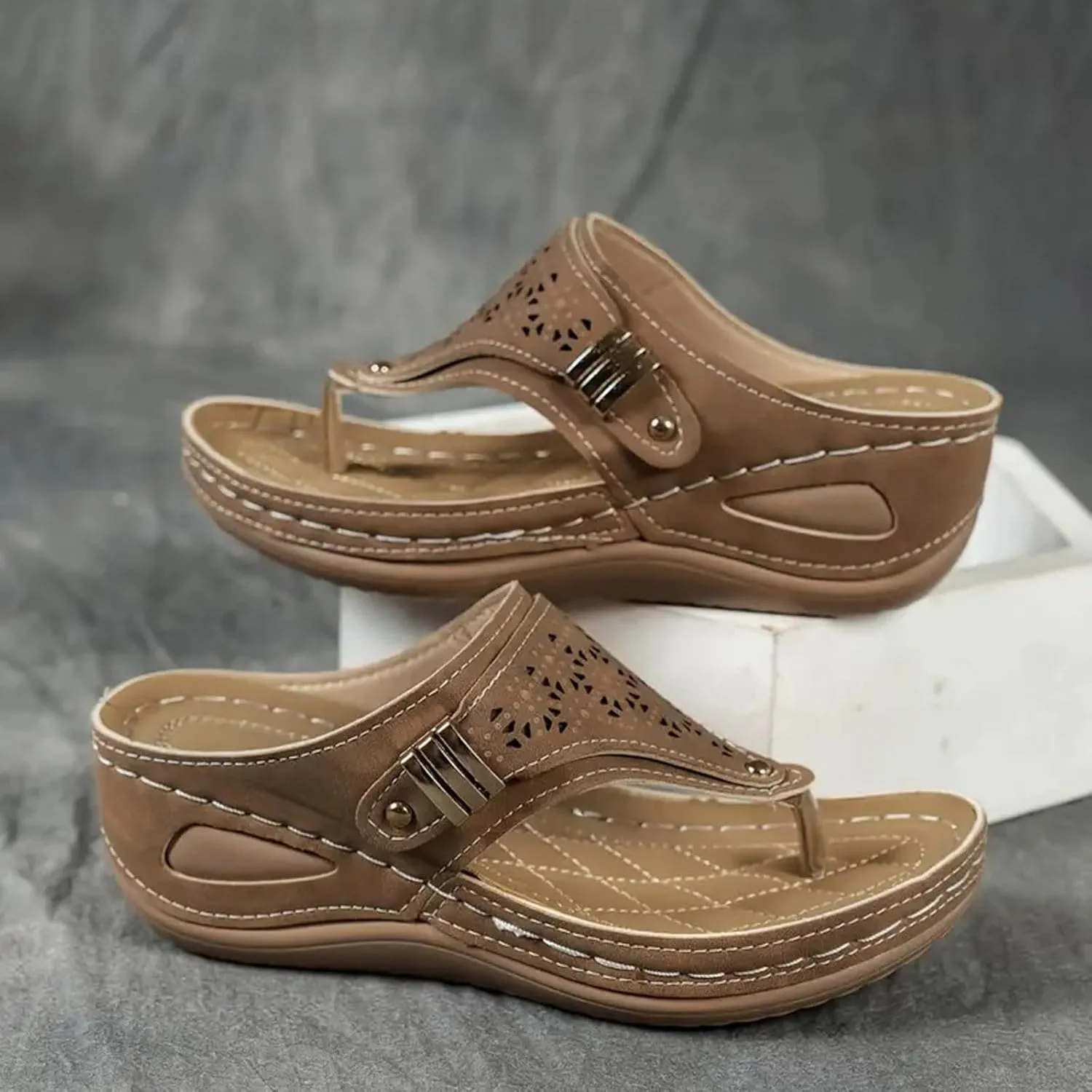 Sandals for Women 2025 Arch Support Wedge Flip Flops Dressy Casual Leopard Wedges for Women Orthopedic Wedge Summer Shoes
