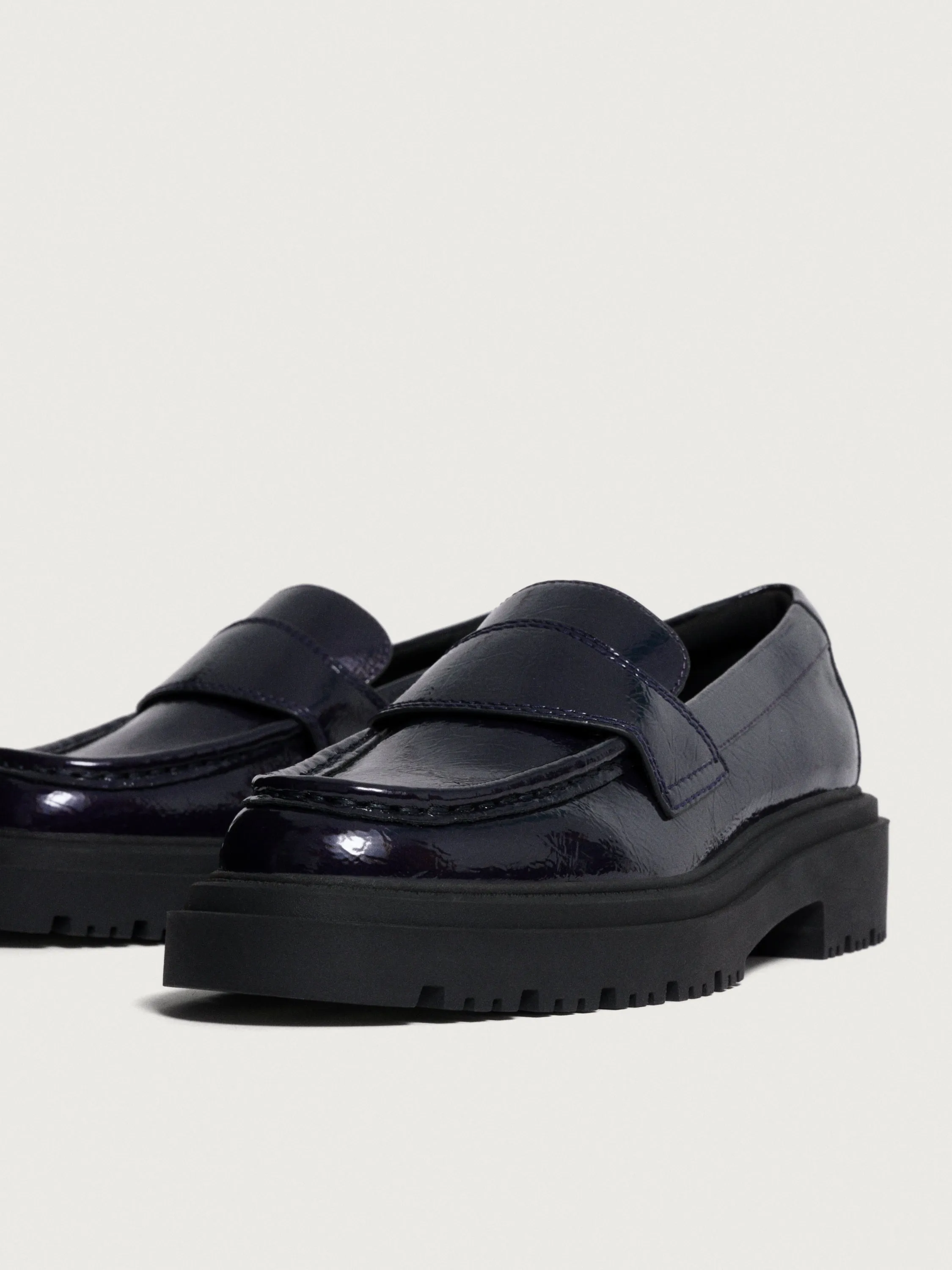 SCHOOL BLUE LOAFER