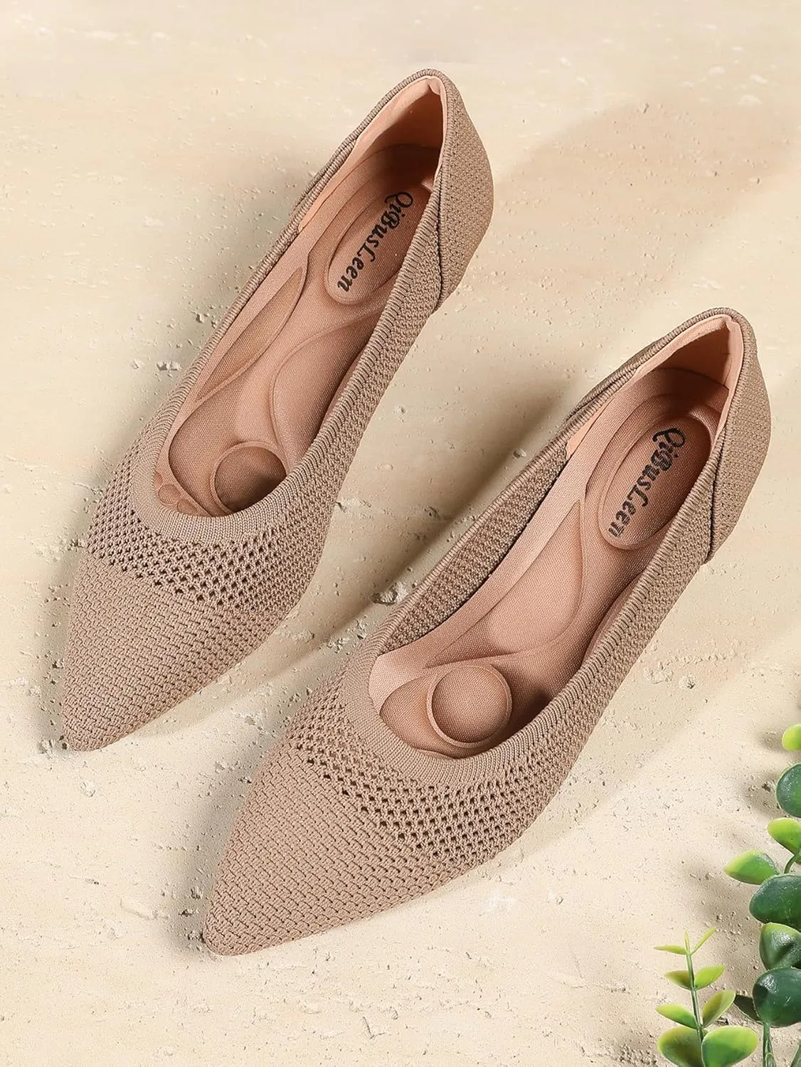 Slip On Kitten Pumps for Women Casual Pointed Toe Knit Heels Women's Closed Toe Low Kitten Heels Meeting Daily Work Dress Shoes Breathable Mesh 1.5"