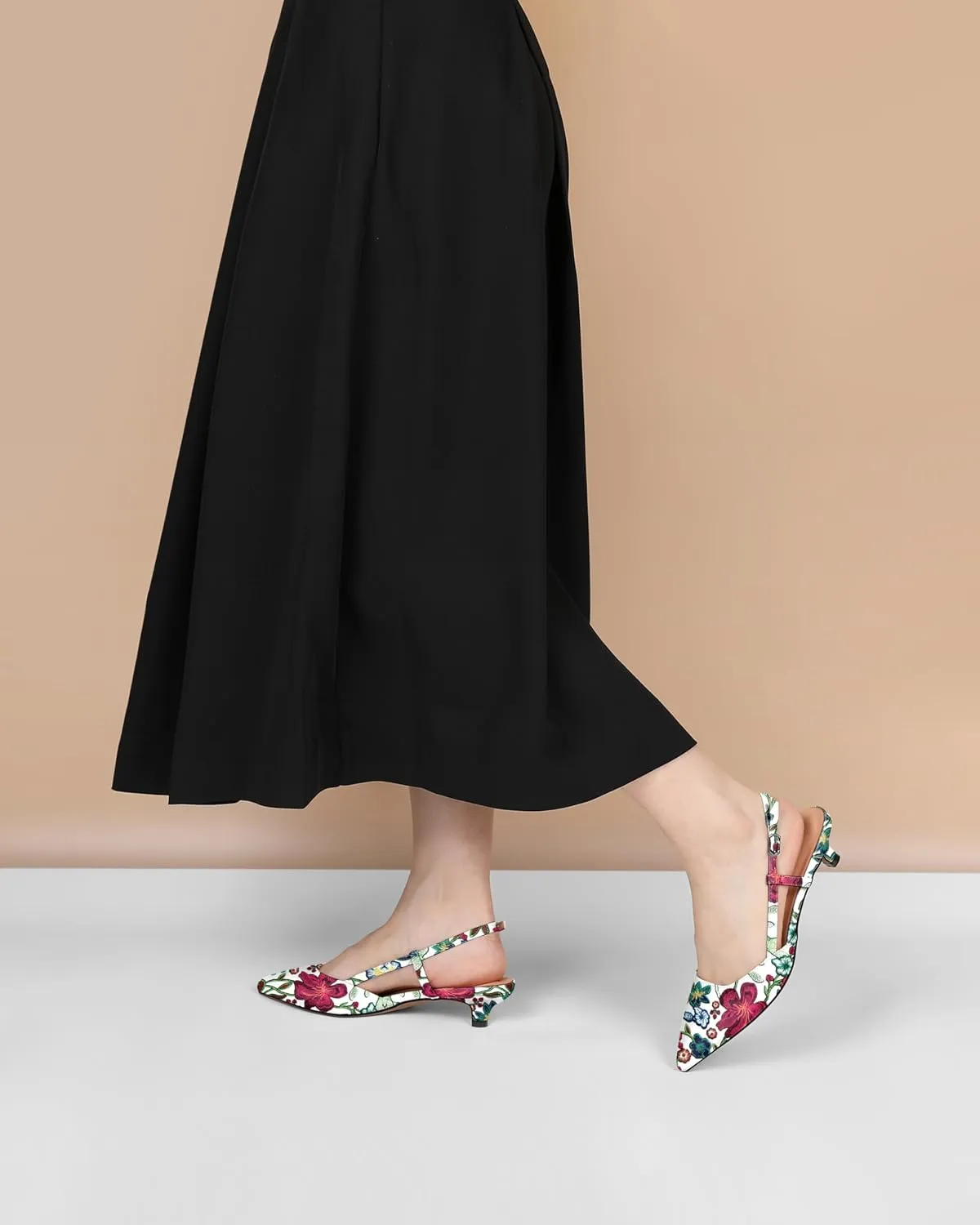 Soireelady Womens Slingback Kitten Heels Low Heel Closed Pointed Toe Pumps with Adjustiable Strap Comfort Dress Shoes 1.5 Inches
