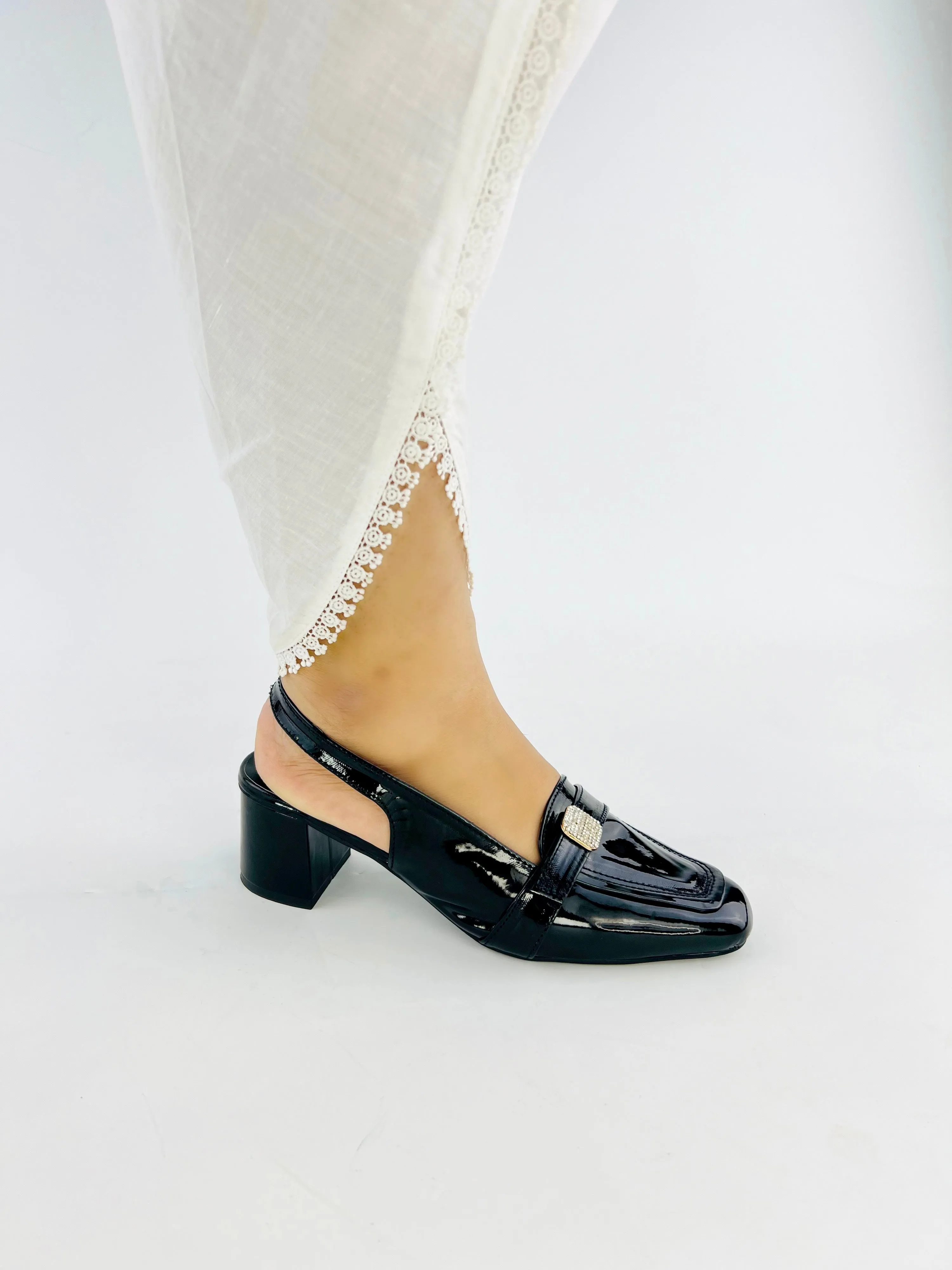 Spunkz Black Patent Leather Square Toe Block Heel Sandals 12002