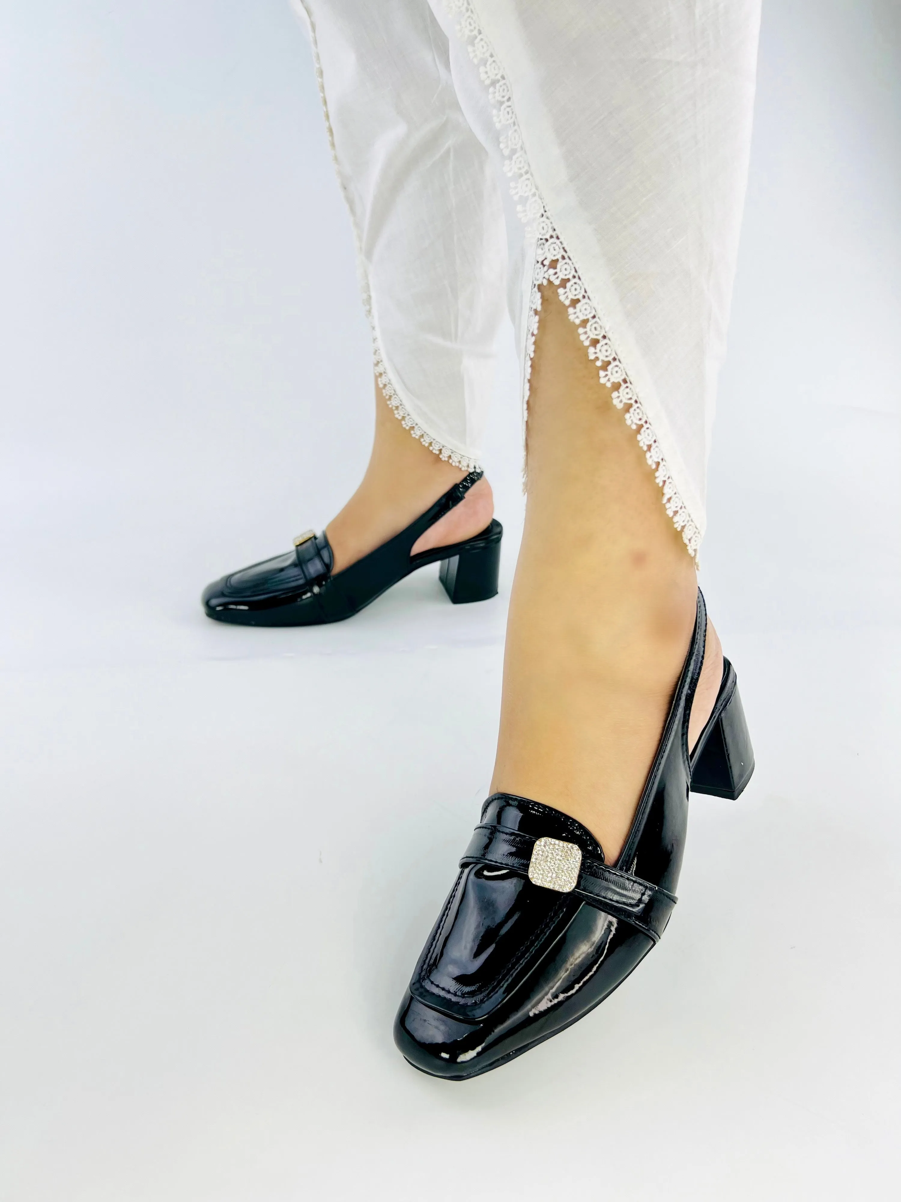 Spunkz Black Patent Leather Square Toe Block Heel Sandals 12002