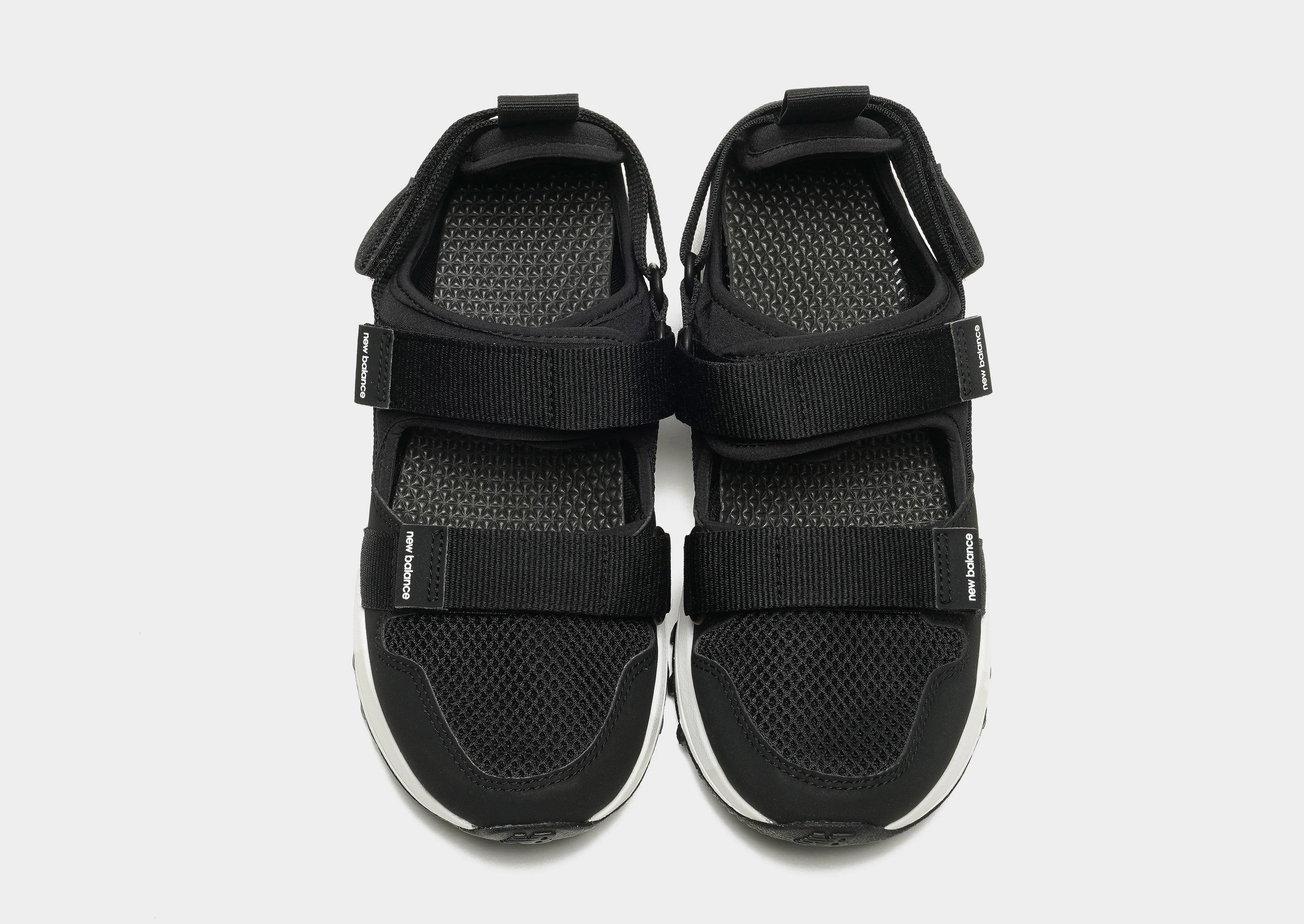 UA710 Women's