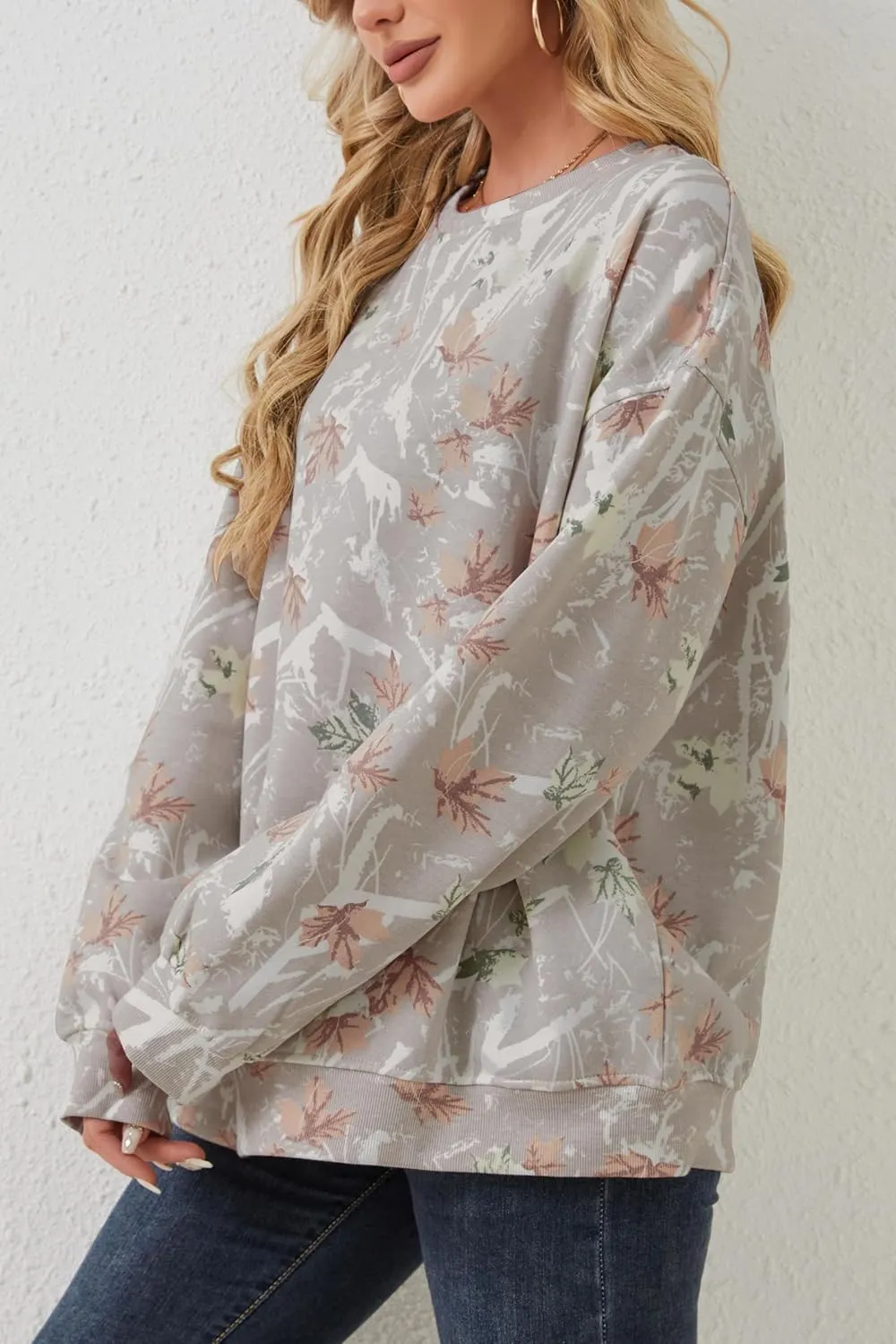 Womens Camo Sweatshirt Maple Leaf Print Oversized Camo Crewneck Sweatshirt Fleece Pullover Hoodies Long Sleeve