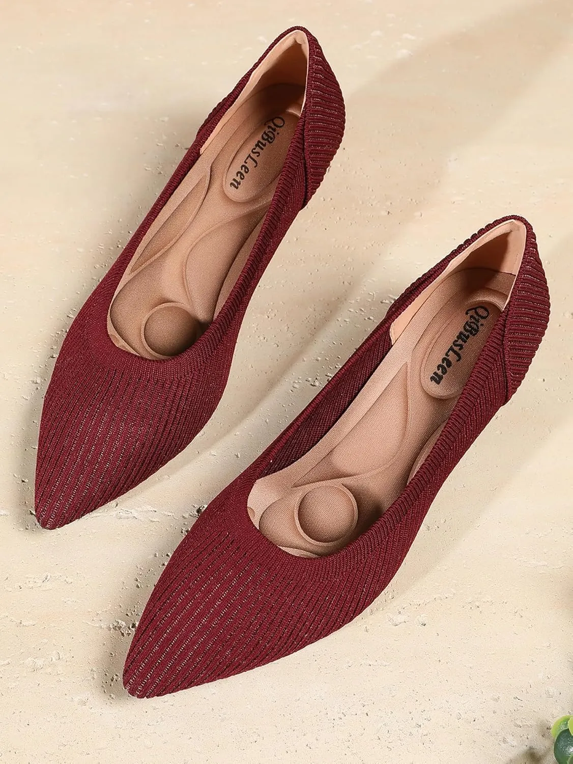 Women's Closed Toe Low Kitten Pumps Comfortable Pointed Toe Work Office Heels Shoes for Women Casual Slip On Knitted Kitten Heels Daily Dress Shoes