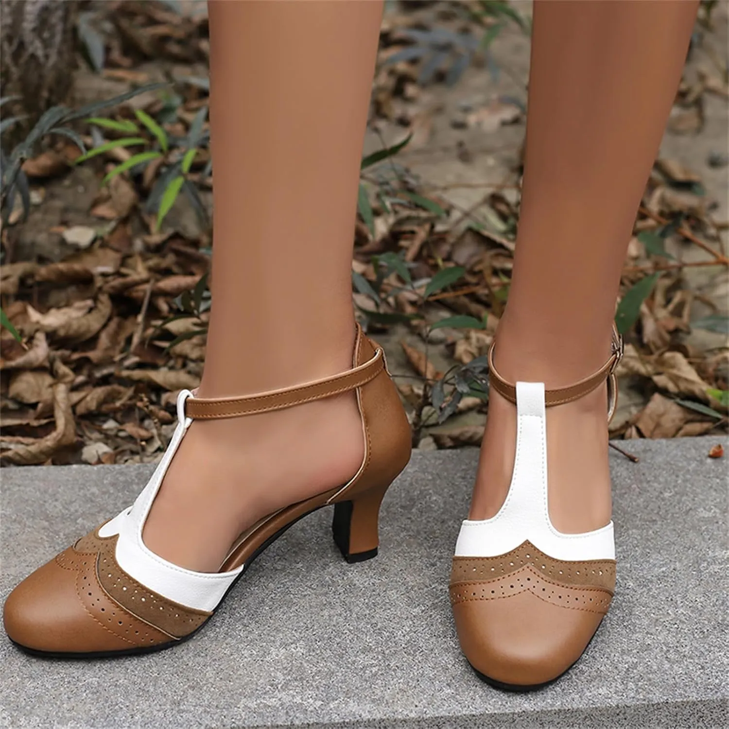 Womens T-Strap Two-Tone Round Toe Cute Kitten Heel Retro Ankle Strap Mary Jane Pumps D'Orsay Pumps